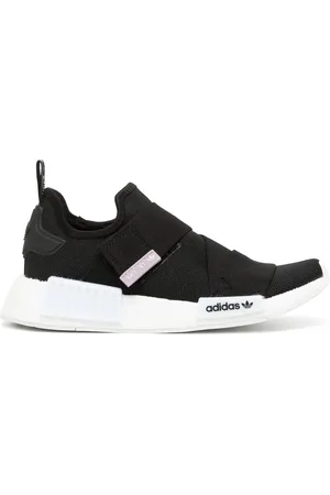adidas Tenis bajos con agujetas