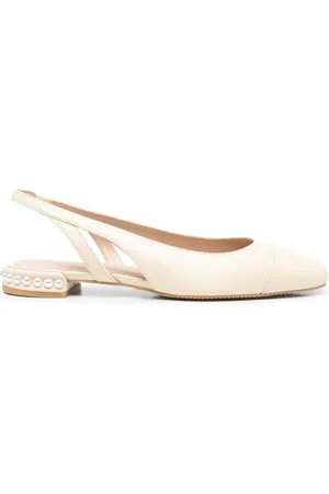 Stuart Weitzman Flats con tira trasera con perlas