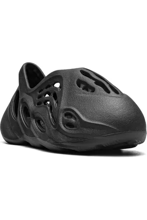 adidas "tenis KidsYEEZY Foam Runner ""Onyx Black"""