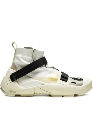Nike Tenis altos Free TR 3 / MMW