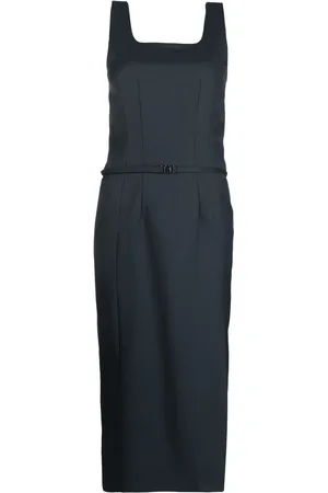Low Classic Vestido con cinturón