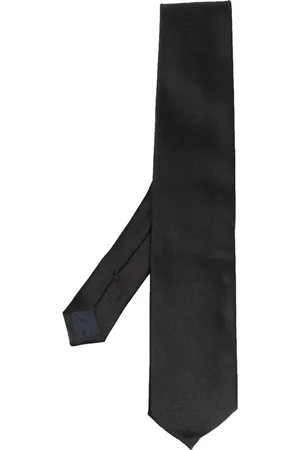 D4.0 Corbata con extremo en punta