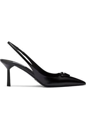 Prada Zapatillas con placa del logo