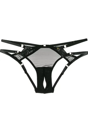 Something Wicked Nina briefs