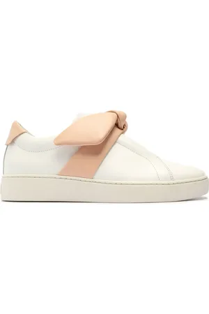 ALEXANDRE BIRMAN Tenis bajos con detalle de moño