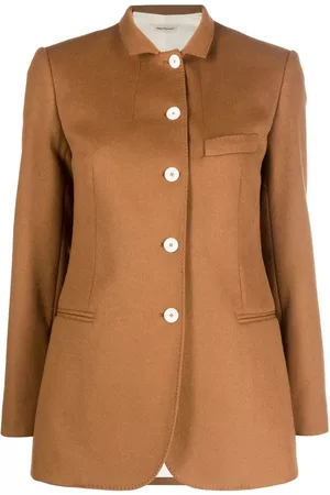 There Was One Blazer con botones