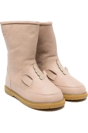 Donsje Botas Wadudu