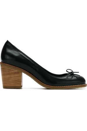 Sarah Chofakian Leather pumps