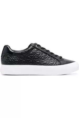 Calvin Klein Tenis bajos con logo en relieve