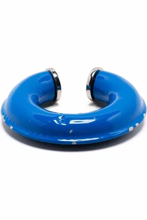 Courrèges Arete earcuff con acabado esmaltado