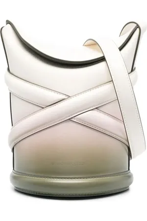 Alexander McQueen Bolsa bucket con logo en relieve