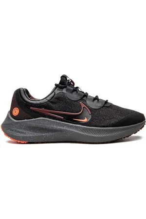 Nike Tenis bajos Winflo 8 Shield