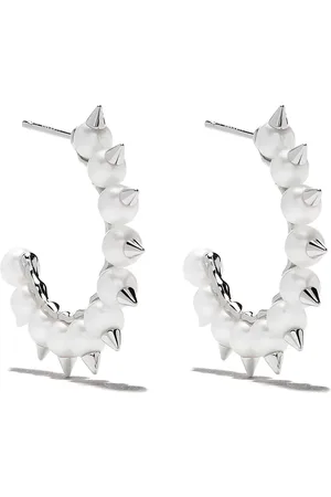 Tasaki Aretes danger tirbe en oro blanco de 18kt