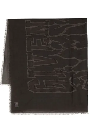 Givenchy Mascada con corazón estampado