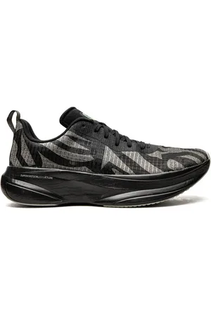 Brand Black Tenis bajos Kaiju