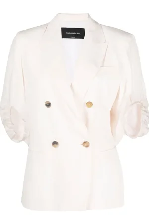 Fabiana Filippi Blazer con doble botonadura y magas farol