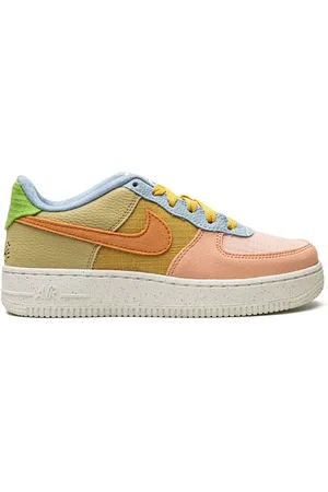 Nike Tenis Air Force 1 LV8 NN