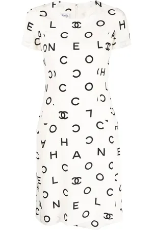 CHANEL Vestido de seda Coco 1990