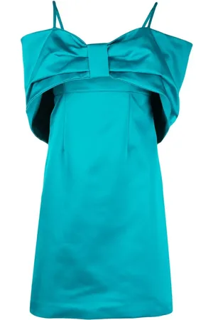 P.A.R.O.S.H. Vestido con hombros descubierto y moño oversize