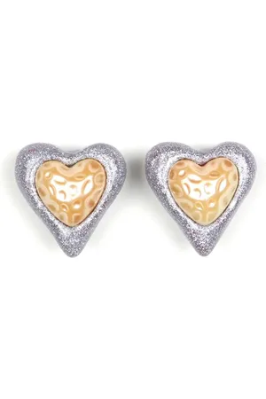 Julietta Aretes con apliques de forma de corazón