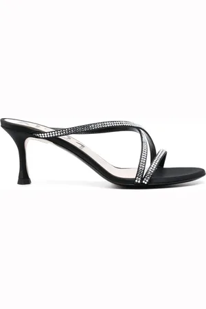 Nº21 Sandalias con apliques