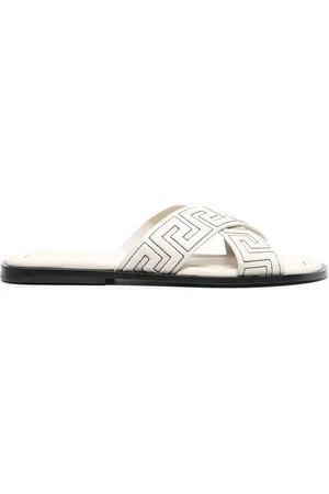 VERSACE Sandalias con relieve Greca