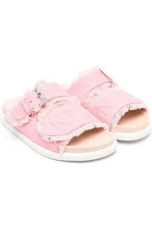 Nº21 Sandalias con logo bordado