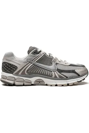 Nike Tenis Zoom Vomero 5