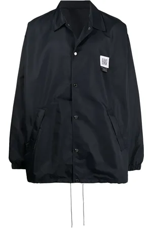 Fumito Ganryu Sobrecamisa con parche del logo