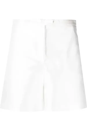 BLANCA Shorts de vestir con efecto satinado