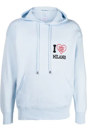 Family First Hoodie con logo estampado