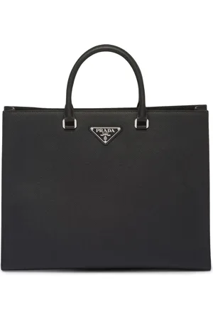 Prada Tote con parche del logo