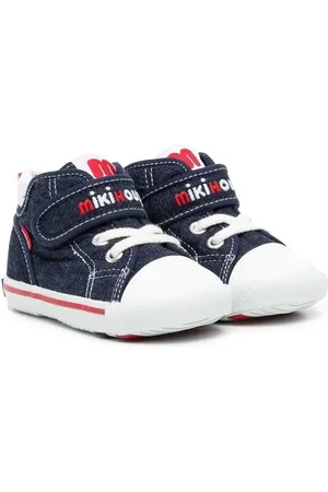 Miki House Tenis altos con logo bordado