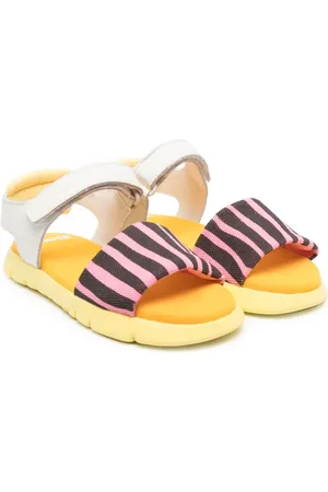 Camper Sandalias Oruga