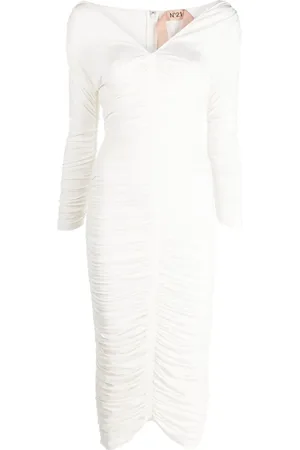 Nº21 Vestido midi con diseño fruncido