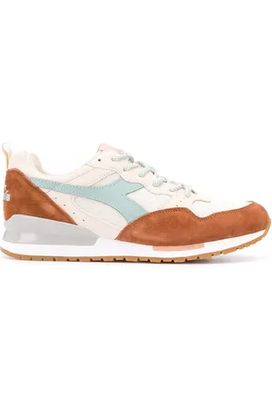 Diadora Tenis con diseño colour block