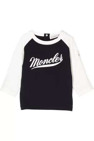 Moncler Playera con mangas raglán y logo estampado