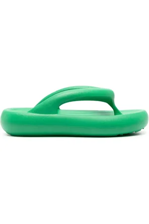 Axel Arigato Flip flops Delta
