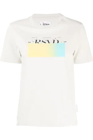 Izzue Playera con cuello redondo y estampado gráfico