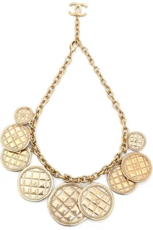 CHANEL Collar con dije del logo 1990