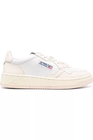 Autry Tenis con paneles y perforaciones
