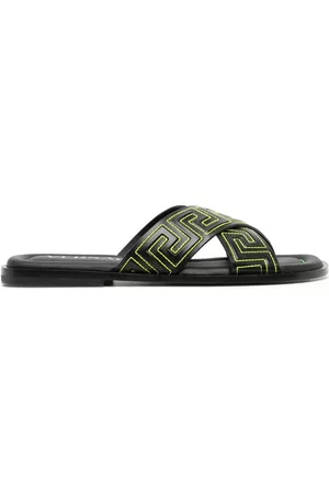 Versace greca discount flip flops