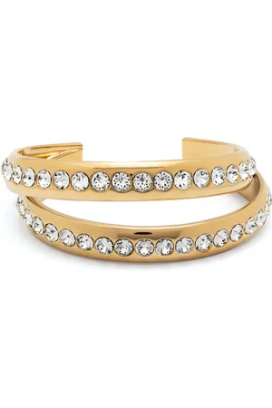 Amina Muaddi Brazalete Jahleel con detalles de cristal