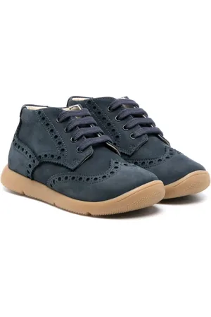 MONTELPARE TRADITION Botines de gamuza con perforaciones