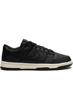 Nike Tenis Dunk Low Retro PRM Black Canvas