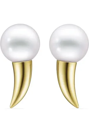 Tasaki Aretes Collection Line Danger Fang en oro amarillo de 18kt con pelas