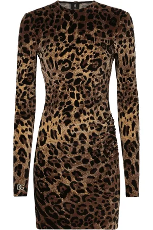 Dolce & Gabbana Vestido con estampado de leopardo y placa del logo