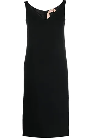 Nº21 Vestido midi con tiras fruncidas