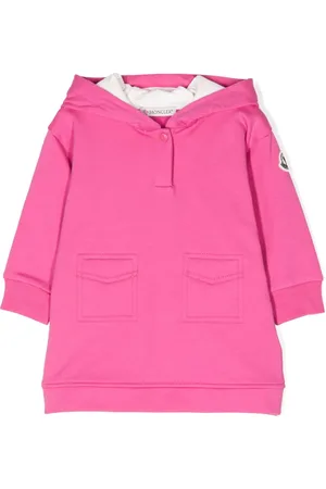 Moncler Vestido con capucha y parche del logo
