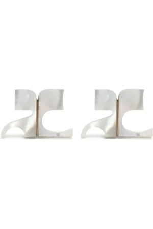 Courrèges Aretes con madreperla y monograma